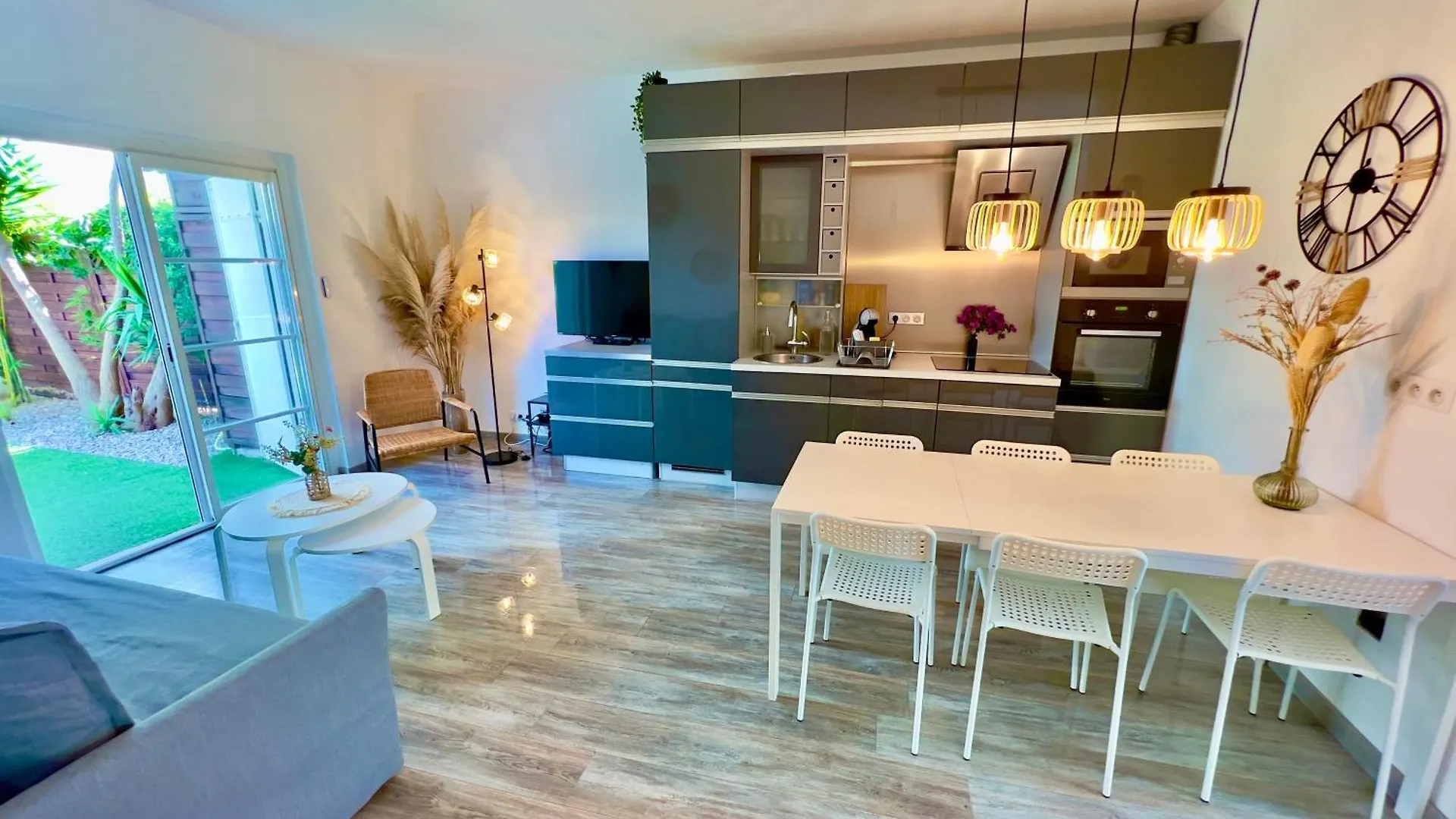 Apartment Les Cactus Frejus Plage