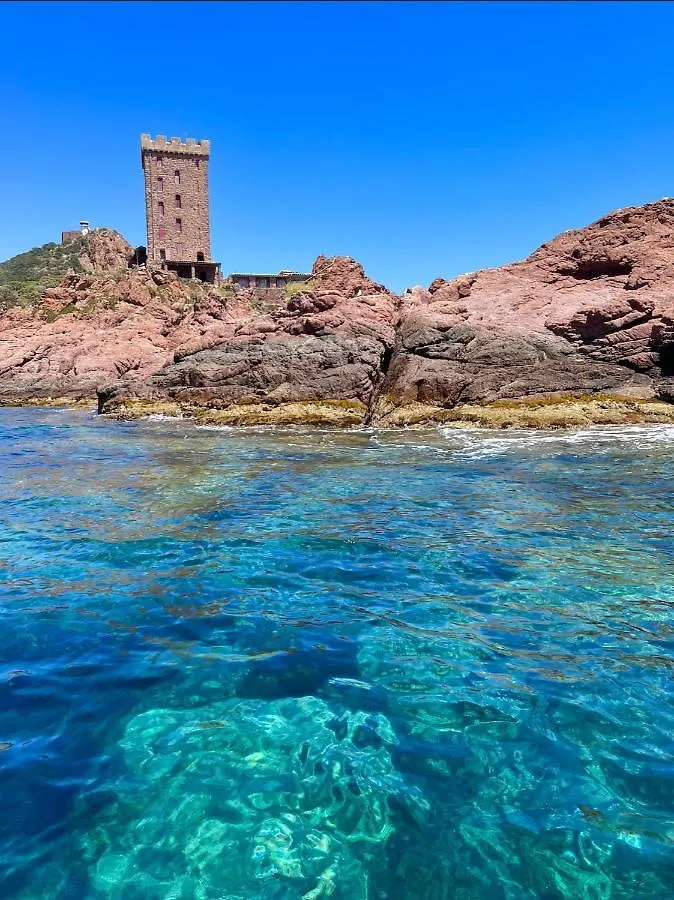 Les Cactus Frejus Plage 0*,