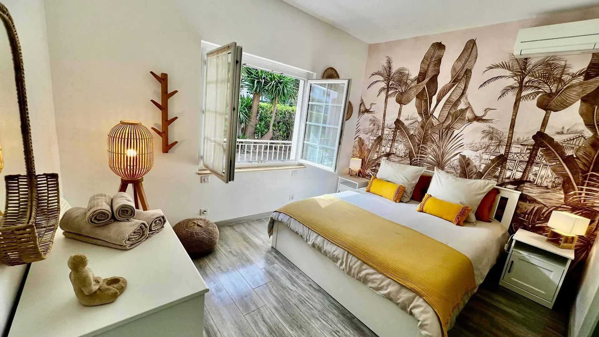 Les Cactus Frejus Plage Apartment